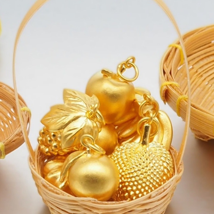 Anya 水果吊坠 | 99.9% 纯金首饰