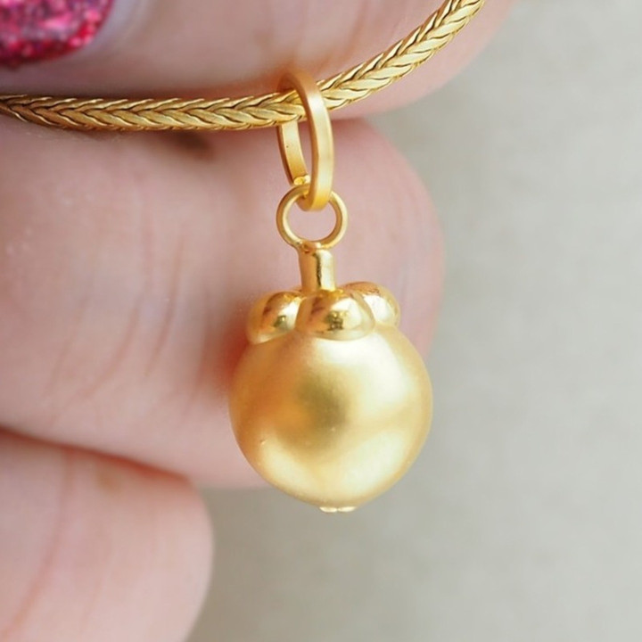 Anya 水果吊坠 | 99.9% 纯金首饰