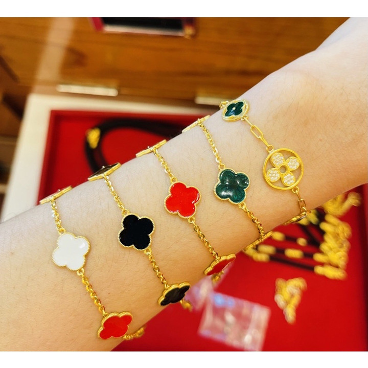 14k Gold Bracelet with Enamel Design - KMDGold