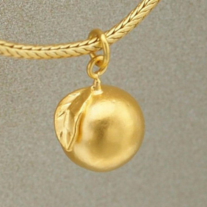 Anya 水果吊坠 | 99.9% 纯金首饰