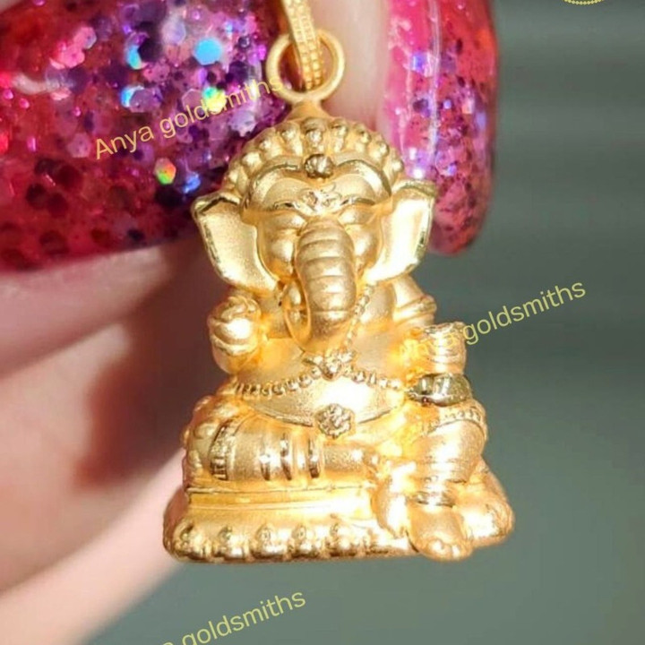 黄金安雅象头神吊坠 - 祝福姿态，99.9%纯金