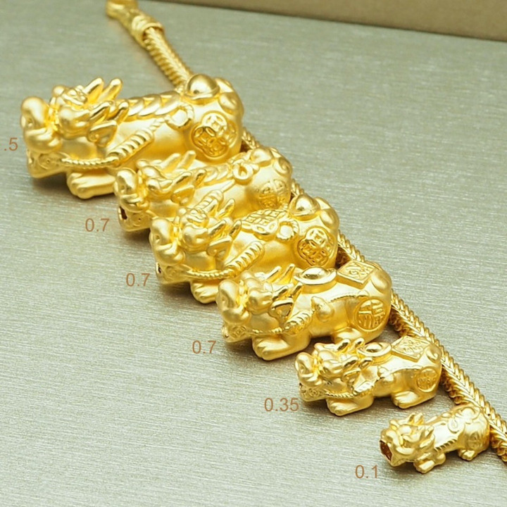 纯金貔貅护身符 | 招财纳福符
