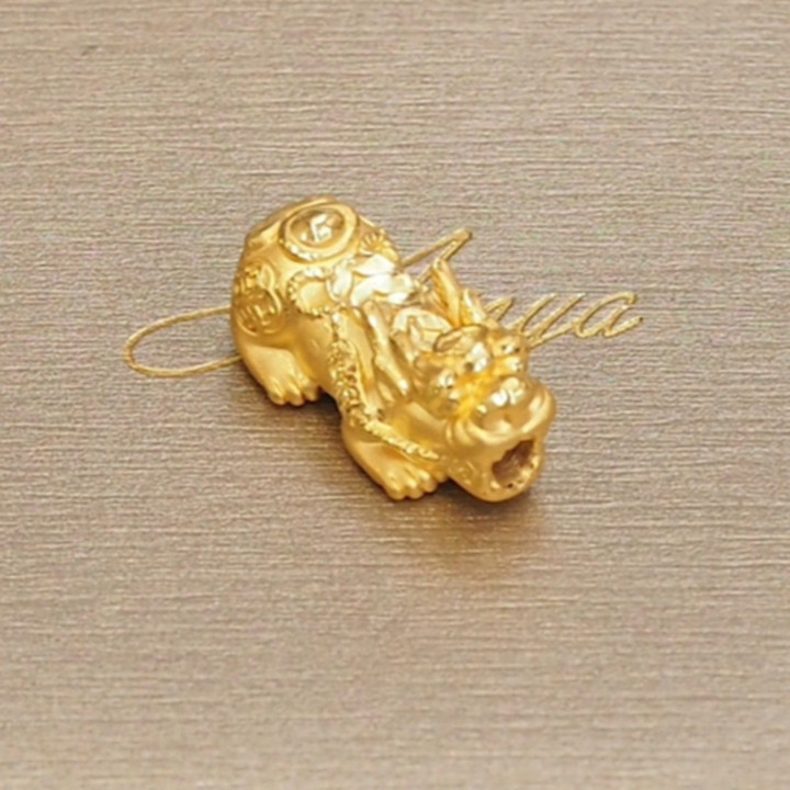 纯金貔貅护身符 | 招财纳福符