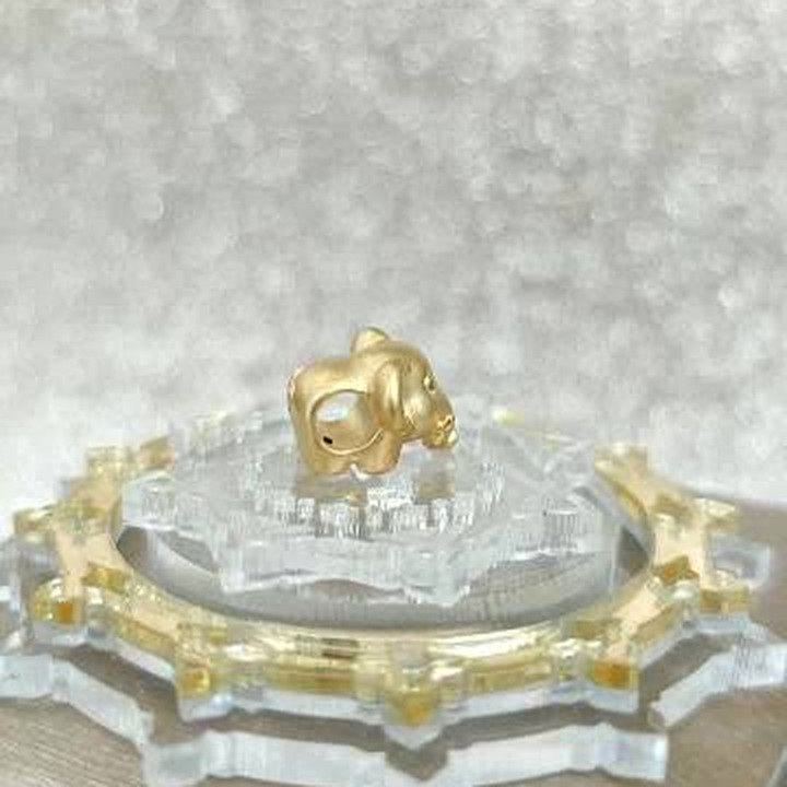 纯金安雅大象吊坠（0.65-0.7克）