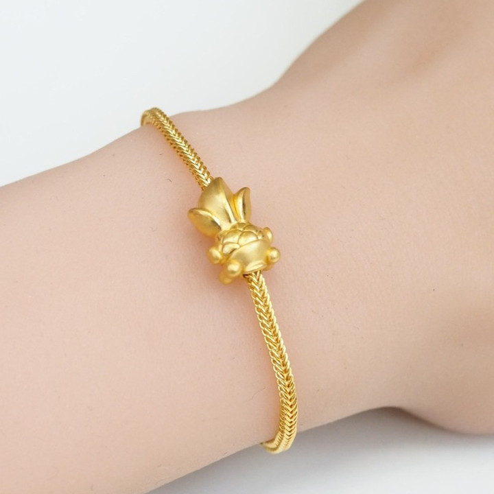 Gold Charm Bracelet - Benz Style | 96.5% Pure Gold