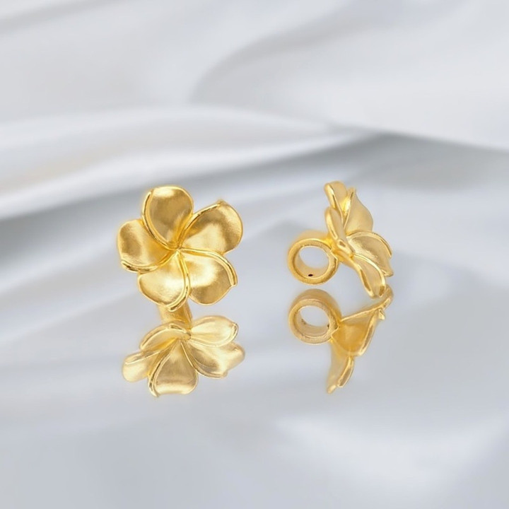 Fleur de frangipanier Anya en or 24 carats - Luxueuse et unique