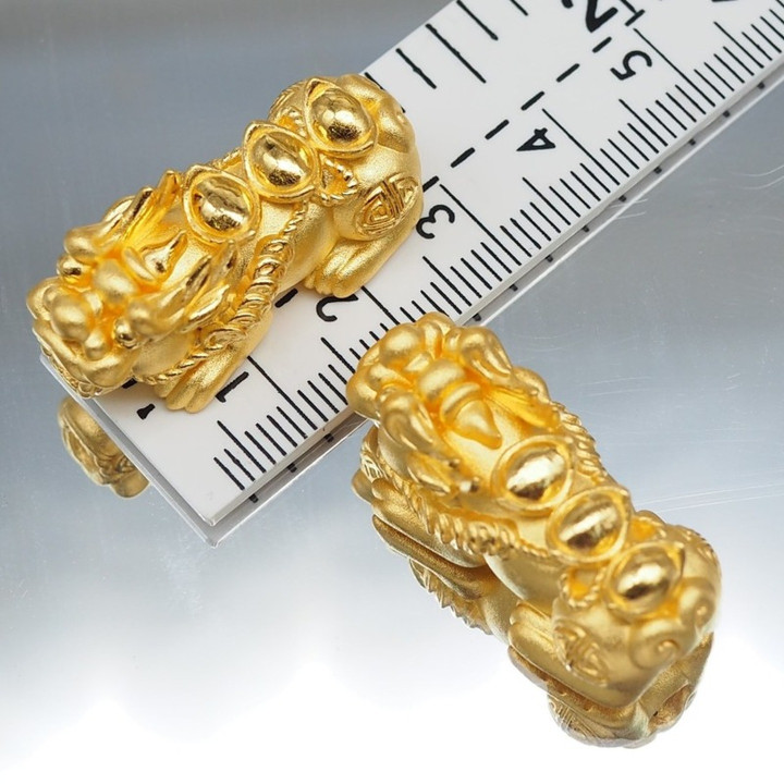 巨型黄金貔貅护身符 - 纯度99.9%黄金