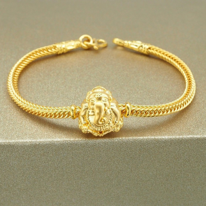 Luxury Gold Bracelet - Benz Link Design & Charms