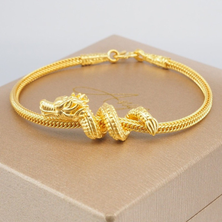 Luxury Gold Bracelet - Benz Link Design & Charms