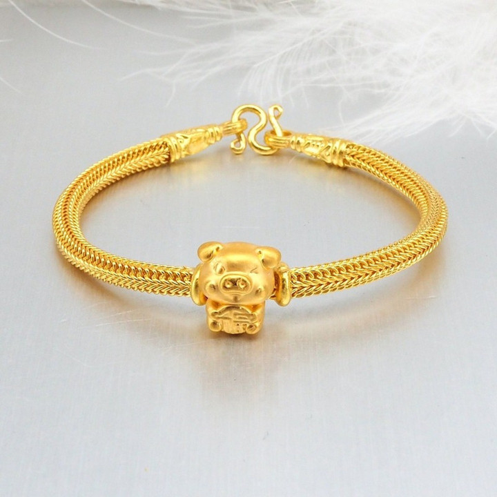 Luxury Gold Bracelet - Benz Link Design & Charms