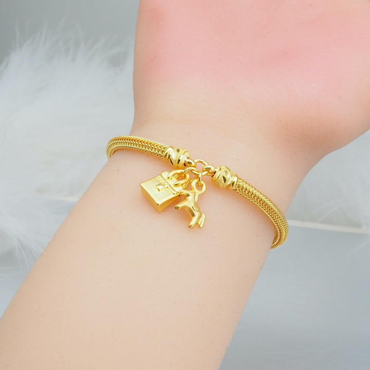 Luxury Gold Benz Chain Bracelet | 96.5% Pure & 2-Salung Pendant