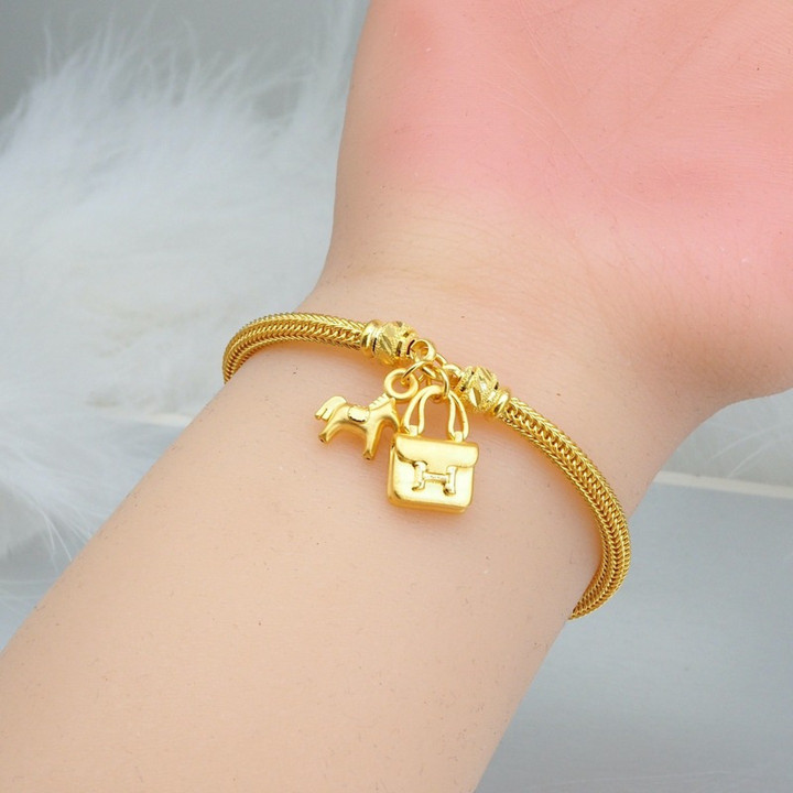 Luxury Gold Benz Chain Bracelet | 96.5% Pure & 2-Salung Pendant