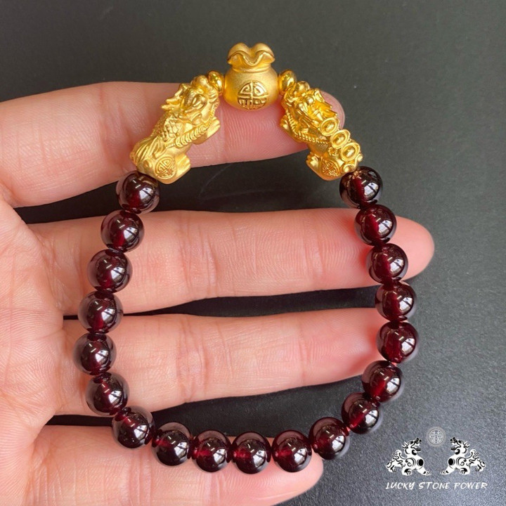 Pure Gold Garnet Bracelet with Pixiu & Golden Bag Charms