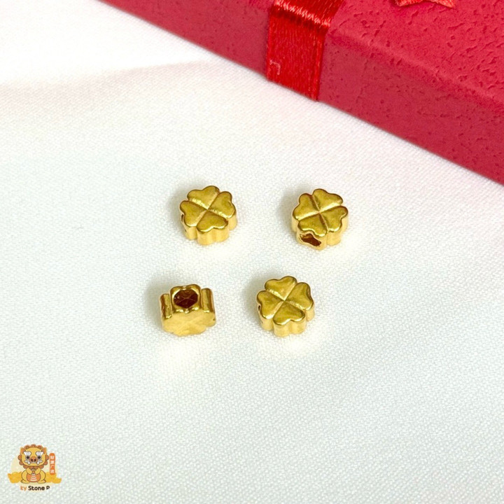 纯金四叶草吊坠 | 幸运护身符，附带真品证书