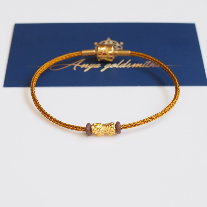 Gold Pi Xiu Pendant | Pure 24K Gold Wire Charm | Anya