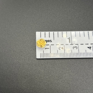 真金玫瑰吊坠 | 99.9%纯度，两种尺寸