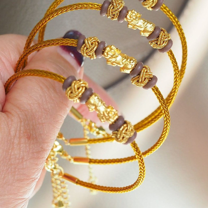 Gold Pi Xiu Pendant | Pure 24K Gold Wire Charm | Anya