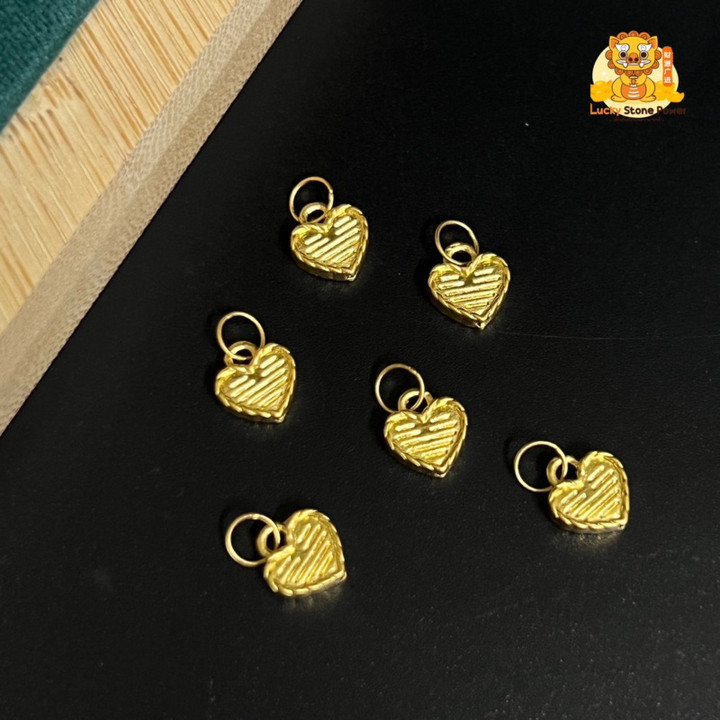 纯金迷你心形吊坠 | 99.9% 正品保证