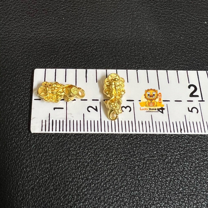 纯金貔貅吊坠，镶嵌7枚铜钱 - 招财纳福护身符