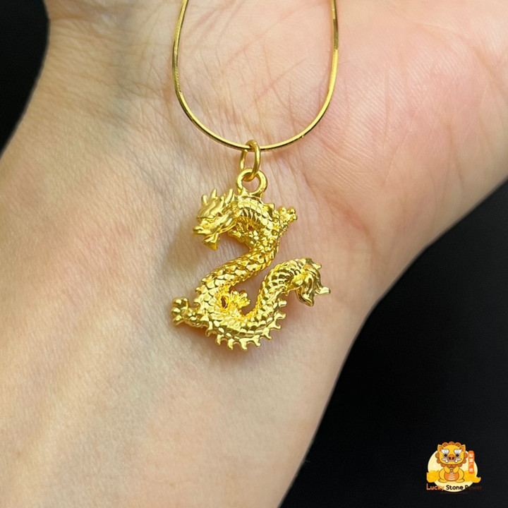 纯金龙形吊坠 | 真品证书