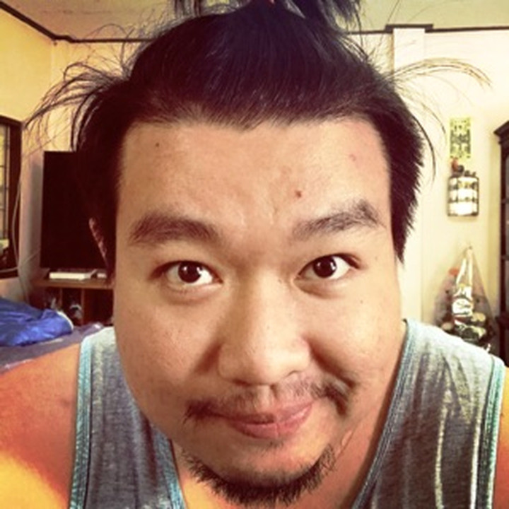 纯金龙形吊坠 | 真品证书