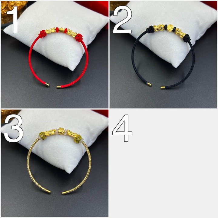 纯金貔貅手链及吉祥吊坠