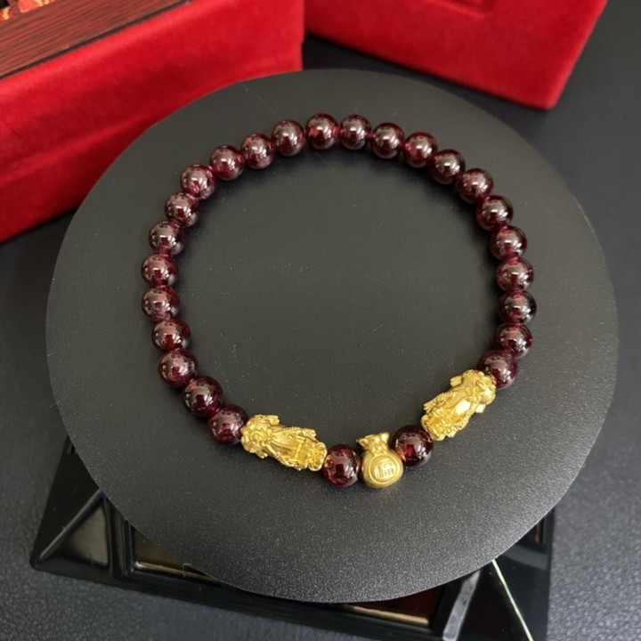 Gold Pixiu Garnet Bracelet | Luck & Prosperity Charm