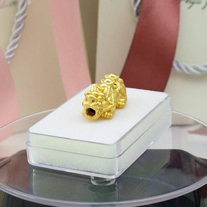 Gold Pi Xiu Pendant | Lucky Charm | 99.9% Pure Gold