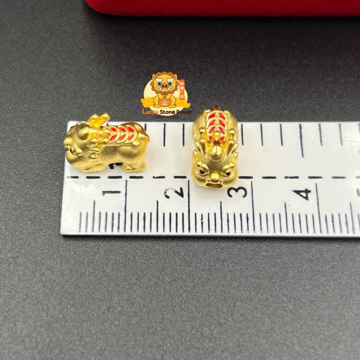 纯金貔貅风水小饰品 | 幸运币背面