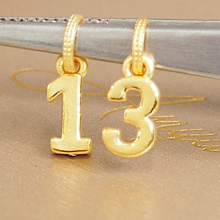 Pure Gold Anya Pendant with Numbers 1-9