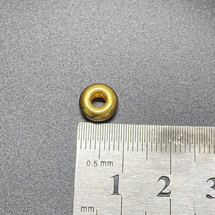 纯金戒指 | 99.99% 真品 | 0.4-0.5克，附带证书