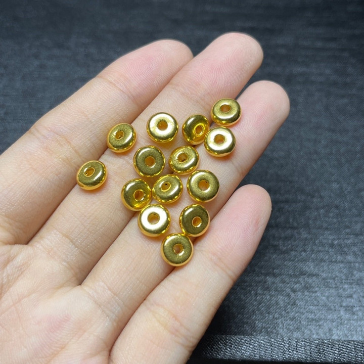 纯金戒指 | 99.99% 真品 | 0.4-0.5克，附带证书