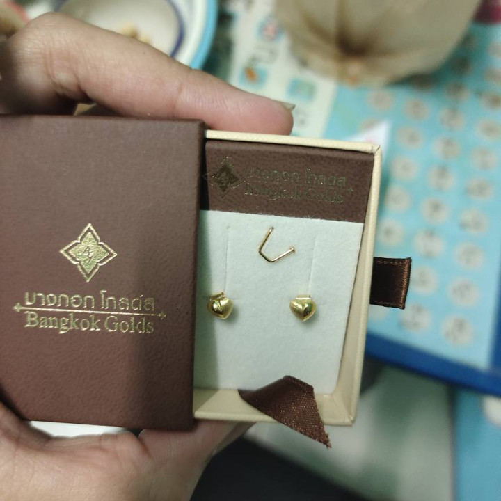 曼谷黄金奢华心形耳环 - 75%纯金