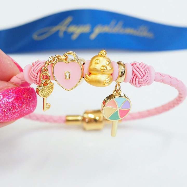 Anya Charm 99.9%纯金公鸡吊坠 | 农历新年礼物