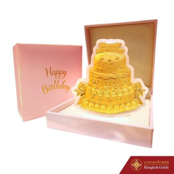 这款精美的 BangkokGolds 生日快乐黄金蛋糕由 99.99% 纯金打造而成，堪称独一无二、奢华至极的珍品。
