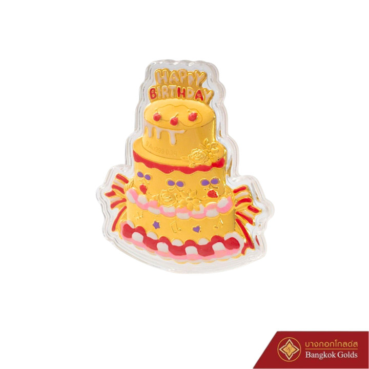 这款来自 BangkokGolds 的优雅“生日快乐”吊坠，是庆祝特殊场合的理想之选。吊坠采用红色珐琅工艺精制而成。