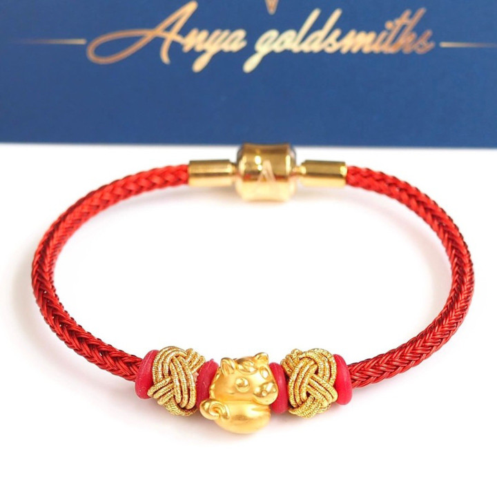 纯金安雅吊坠 | 马年系列