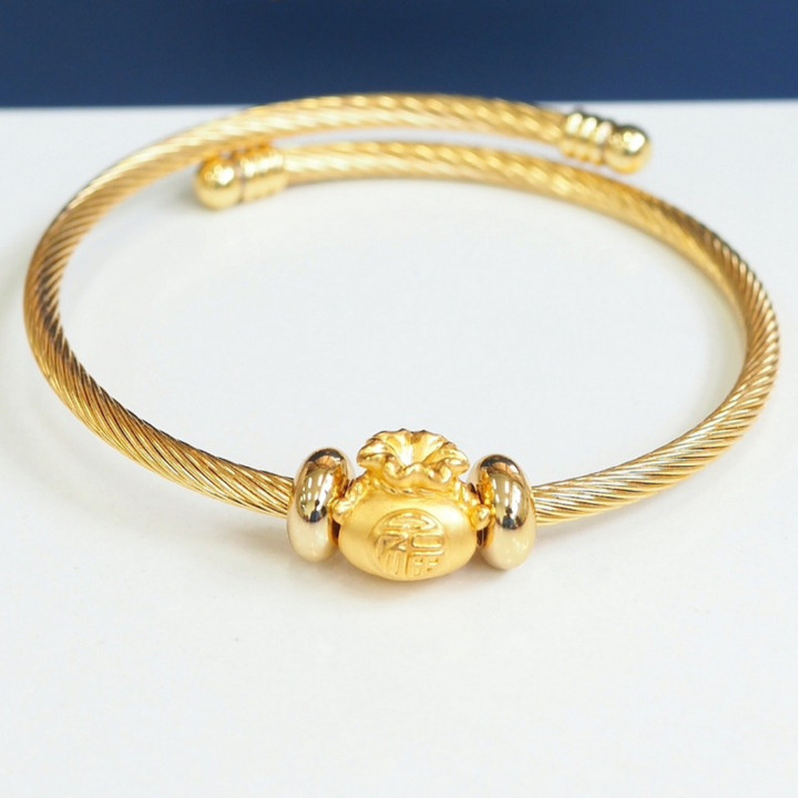 Luxe Anya Charm Gold Pouch (99.9% Pure Gold)