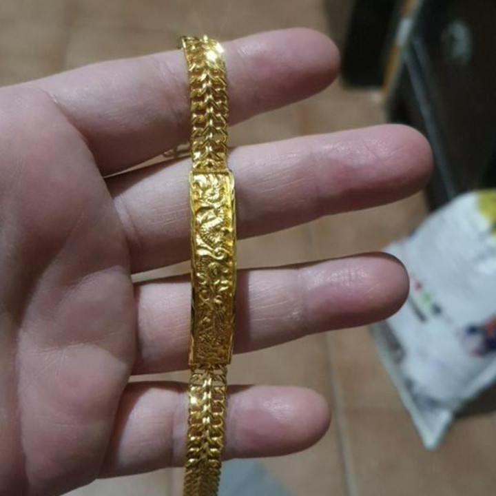 纯金大象吊坠 | 99.99 OJ 纯金，配银链