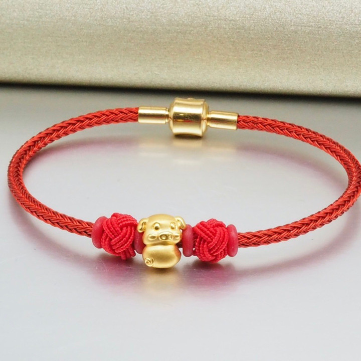 黄金安雅吊坠 | 猪年 | 99.9% 纯金