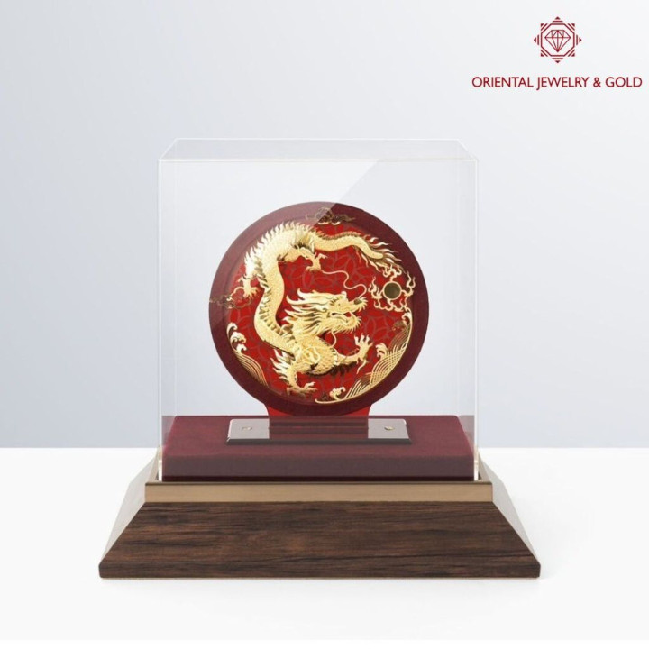 إطار صورة ذهبي - ذهب خالص عيار 99.99، تصميم تنين من الأكريليك