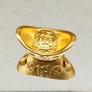 Anya Charm: Pure Gold Ingot with Hok Design