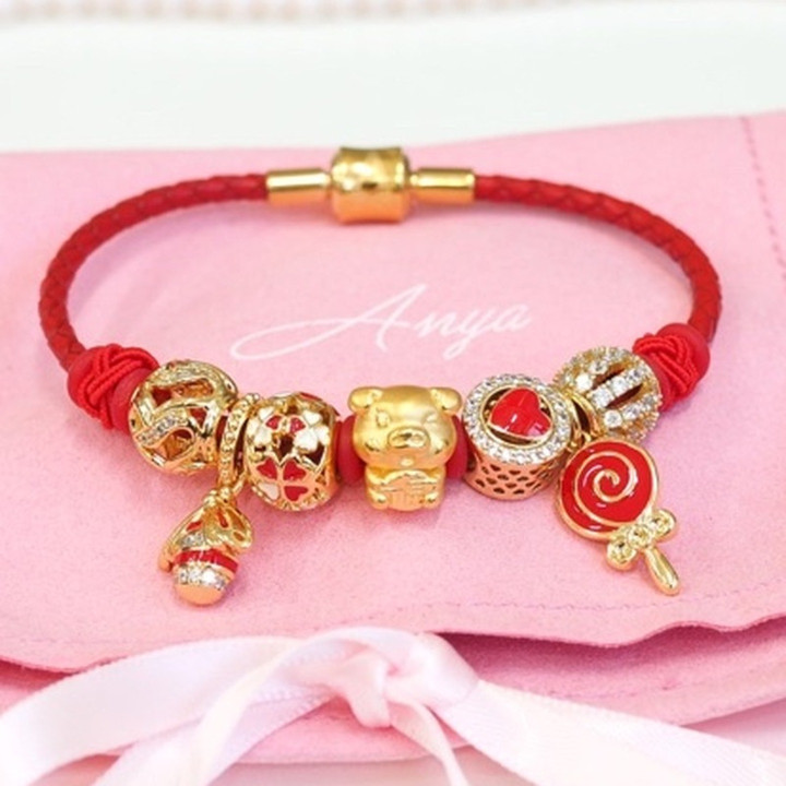 安雅幸运护身符：纯金小猪及金币