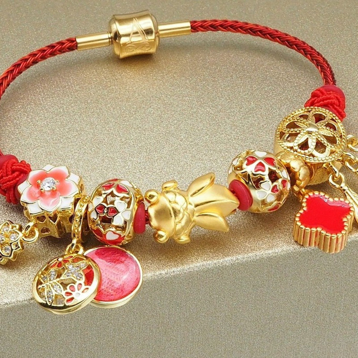 纯金安雅魅力金鱼吊坠 - 奢华金鱼吊坠