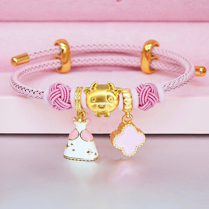 安雅幸运牛护身符 | 99.9%纯金（48个字符）