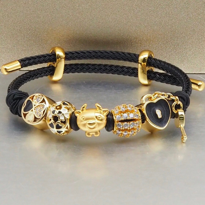 安雅幸运牛护身符 | 99.9%纯金（48个字符）