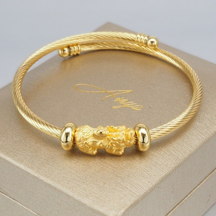 Gold Pi Xiu Bracelet: Lucky Charm, Pure Gold & Stainless Steel