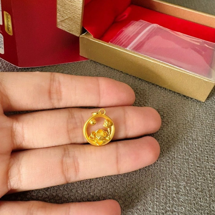 Pure Gold Anya Lotus Pendant | Elegant & Lightweight