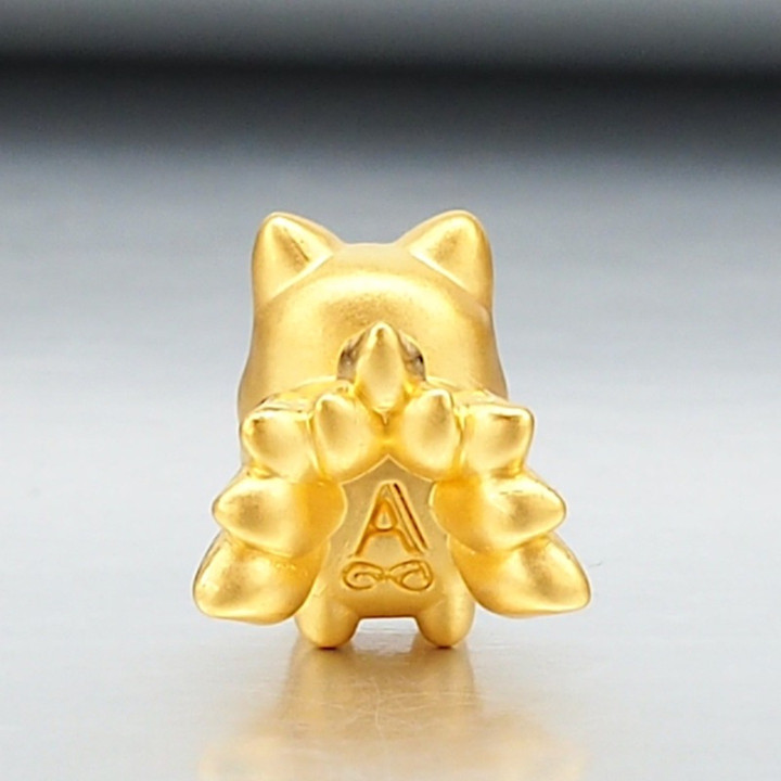 Pure Gold Nine-Tailed Fox Anya Charm | Luxury Jewelry