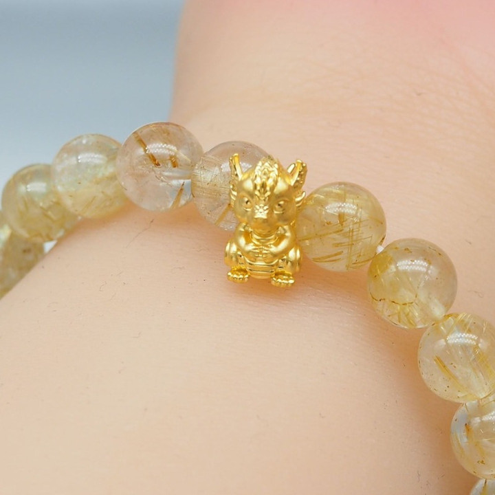 纯金小龙吊坠 - Anya 系列